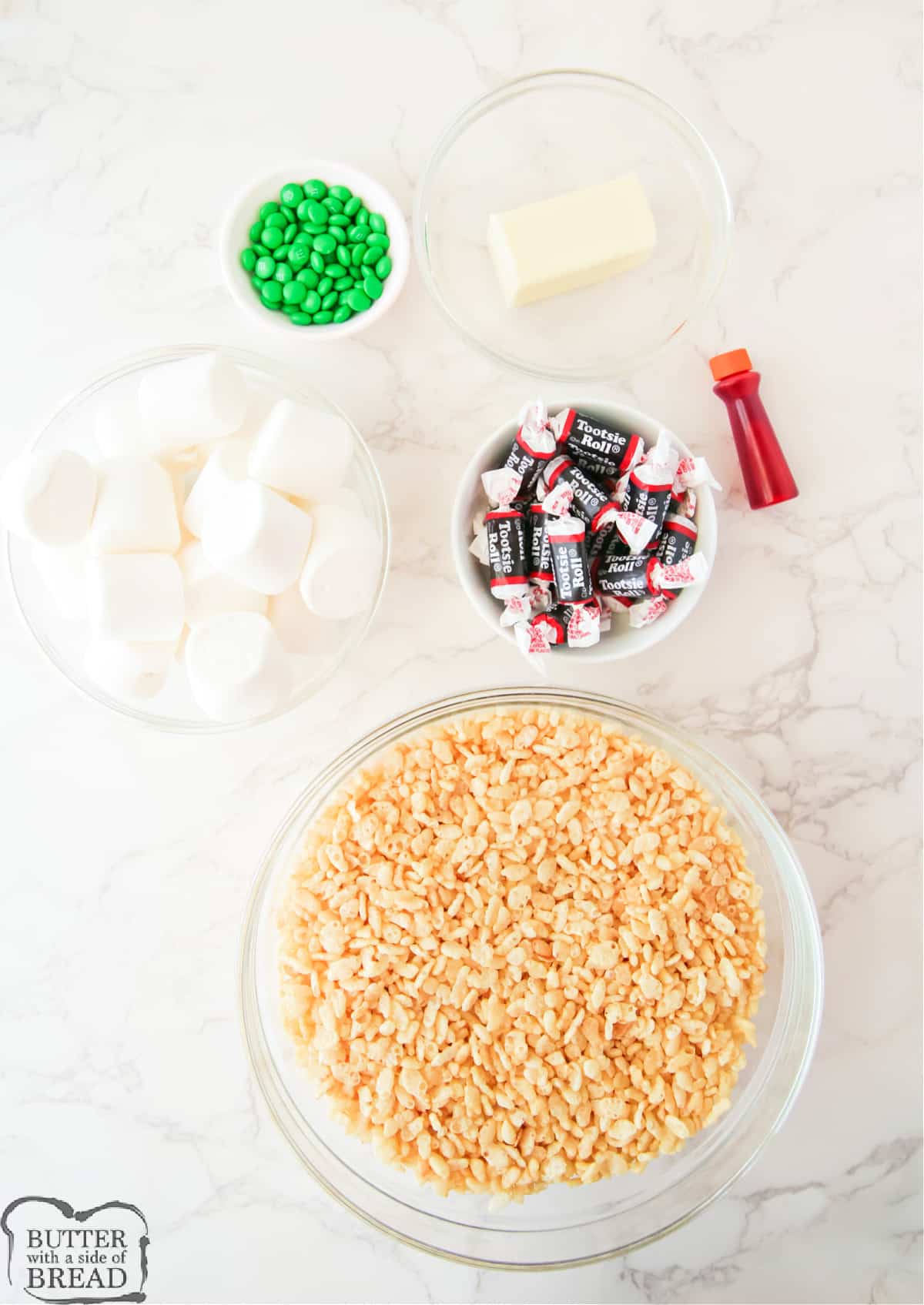 Ingredients in Rice Krispie Pumpkins. 