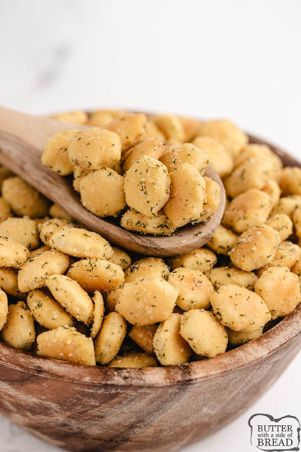 Seasoned Oyster Crackers pair perfectly with soups and salads. Perfectly seasoned crackers that are easy to make and great for snacking on.