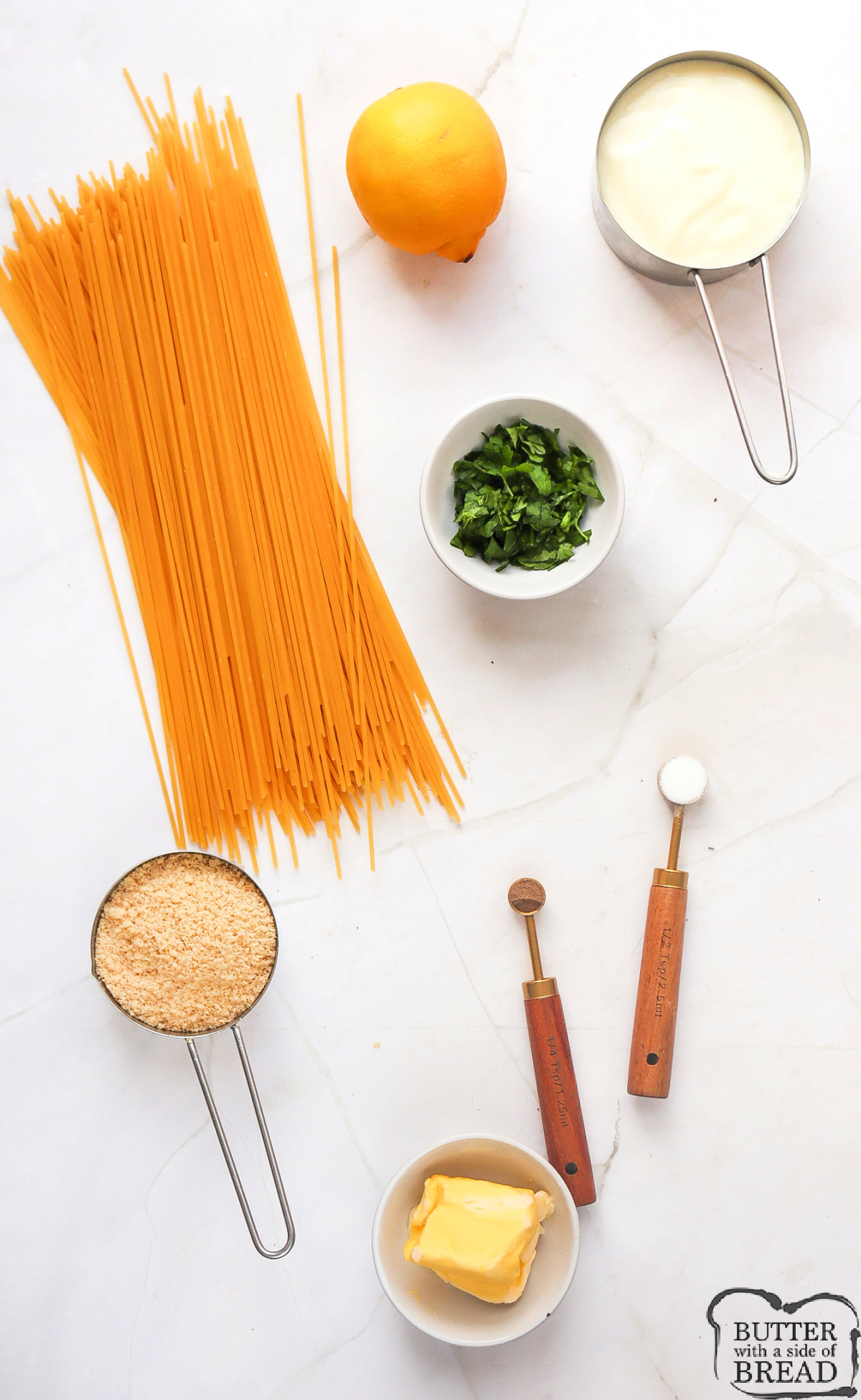 Ingredients in Easy Lemon Pasta.