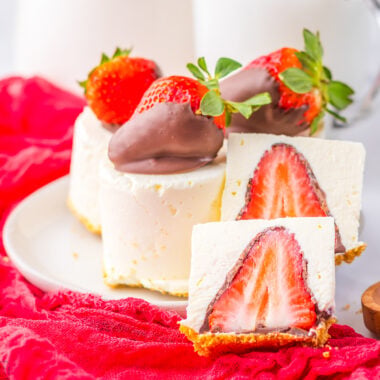 chocolate covered strawberry cheesecake