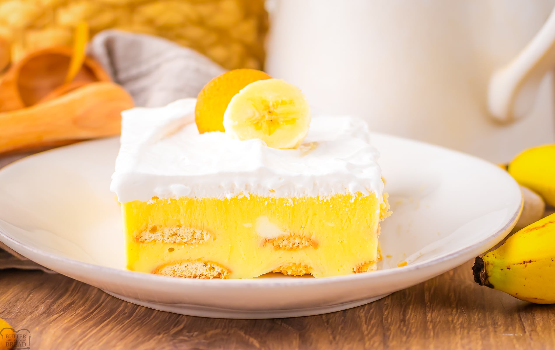 banana cream icebox cake made with pudding