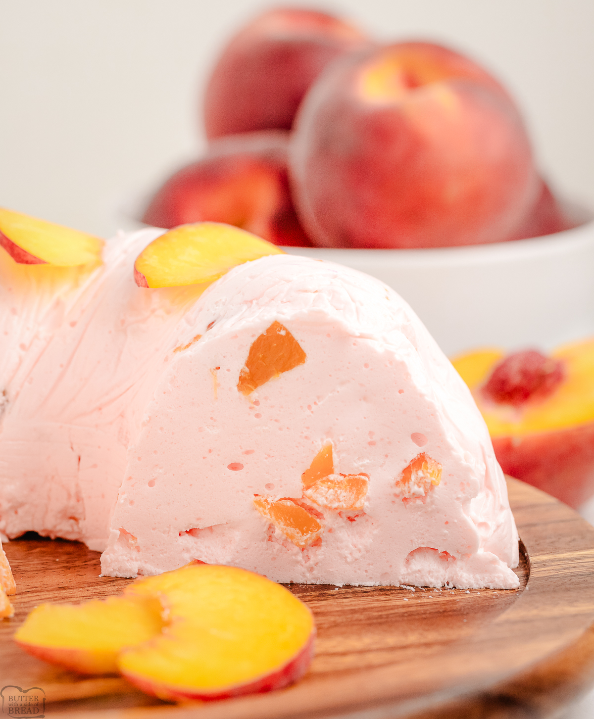 peach bavarian dessert made with fresh or canned peaches, whipped topping and jello