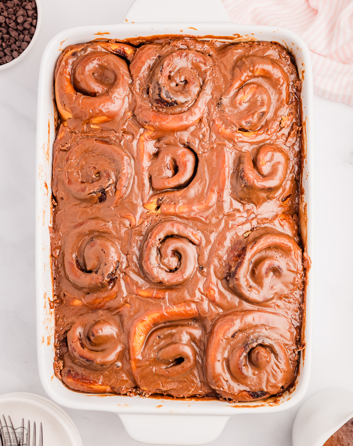 baking dish filled with 12 chocolate cinnamon rolls