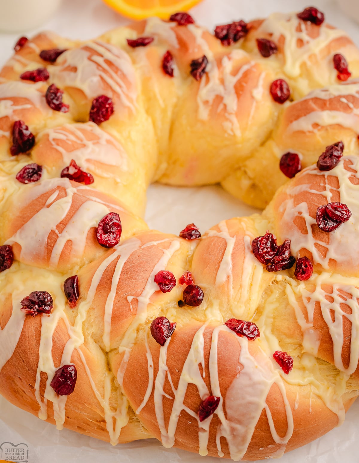 【A VACATION】ア バケーション BREAD BRAIDED HOLIDAY BREAD - Butter with a Side of Bread