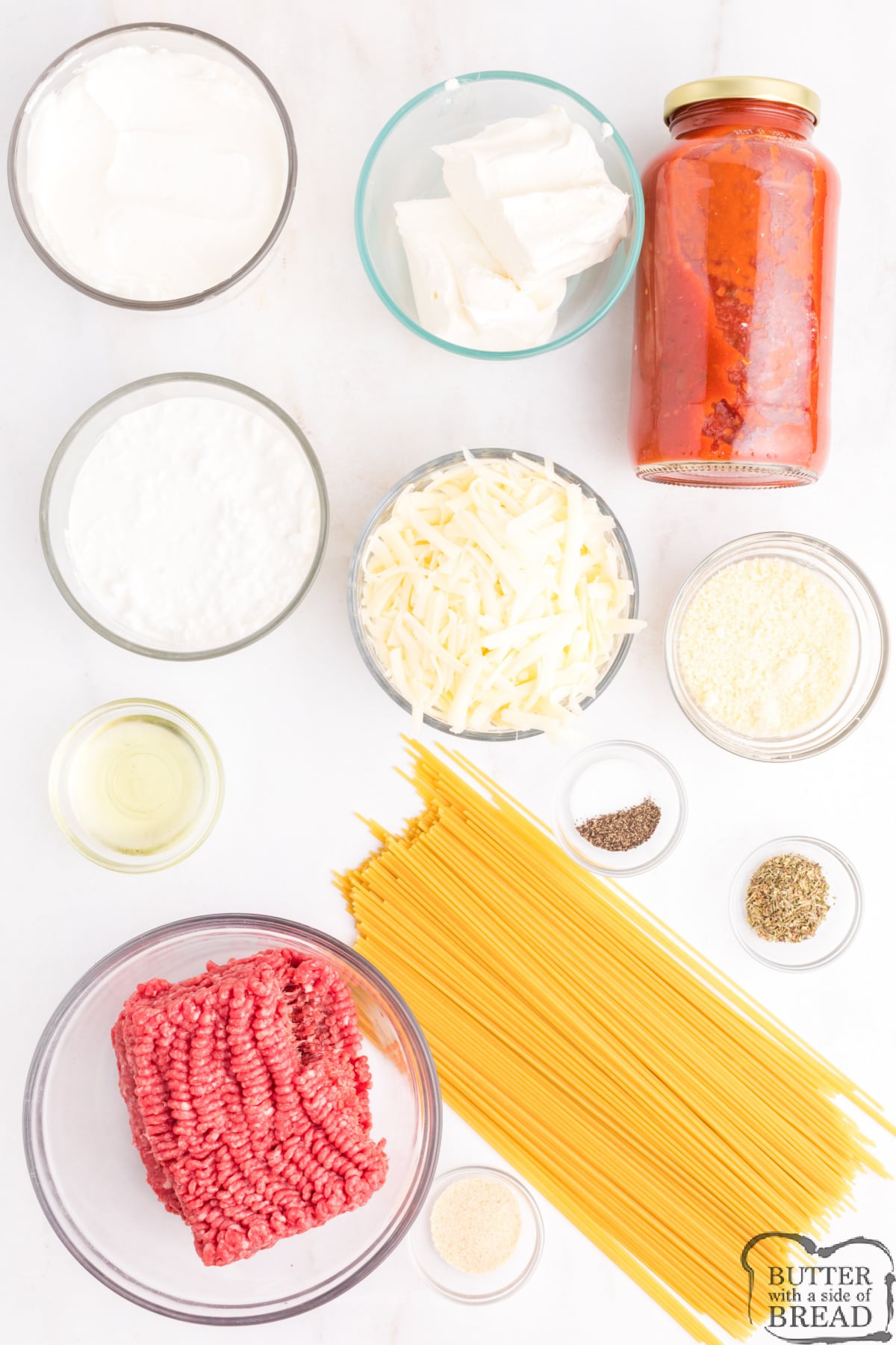 Ingredients in Million Dollar Spaghetti Bake recipe.