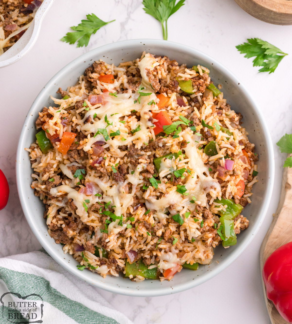 Unstuffed Pepper Skillet delivers all the flavor of stuffed peppers in an easy one-pan dinner made with beef, rice, and peppers.